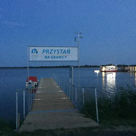 Przystan Na Granicy בית אירוח *